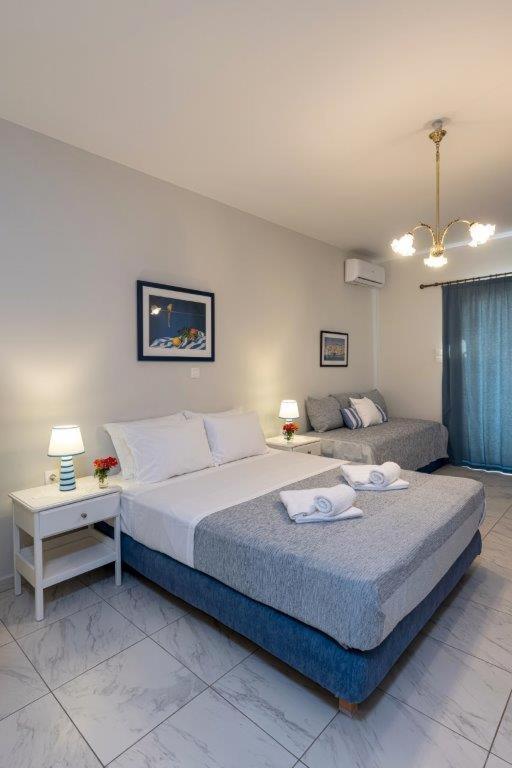 Sea View Studios Finikas  Extérieur photo