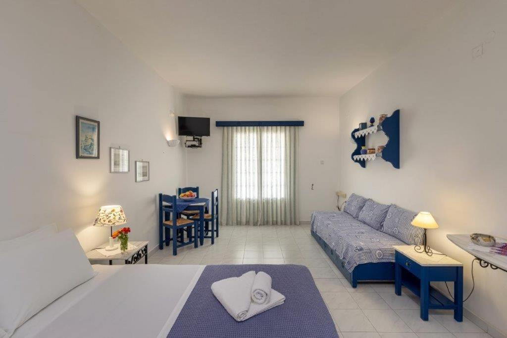 Sea View Studios Finikas  Extérieur photo