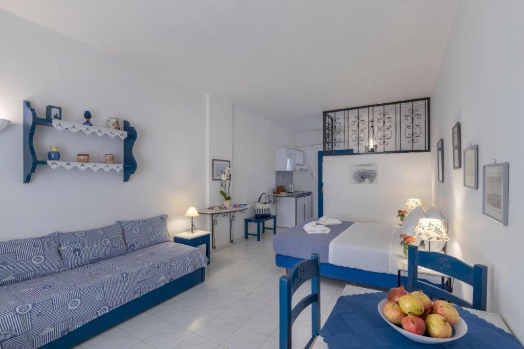 Sea View Studios Finikas  Extérieur photo