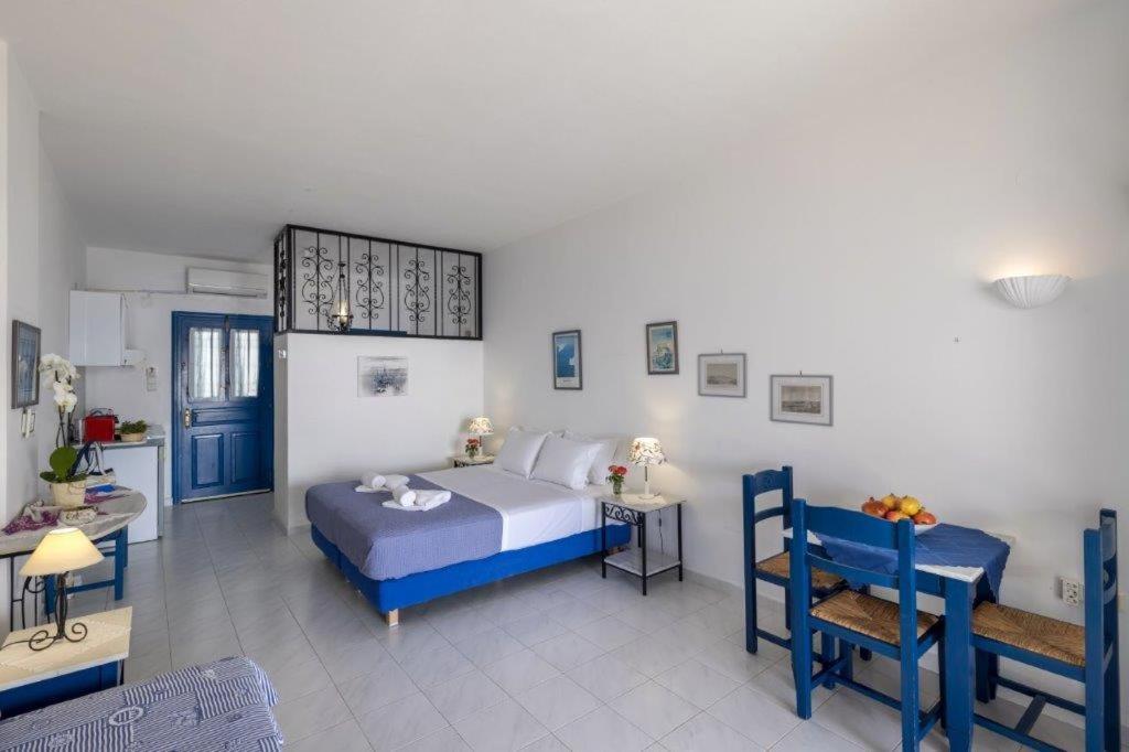 Sea View Studios Finikas  Extérieur photo