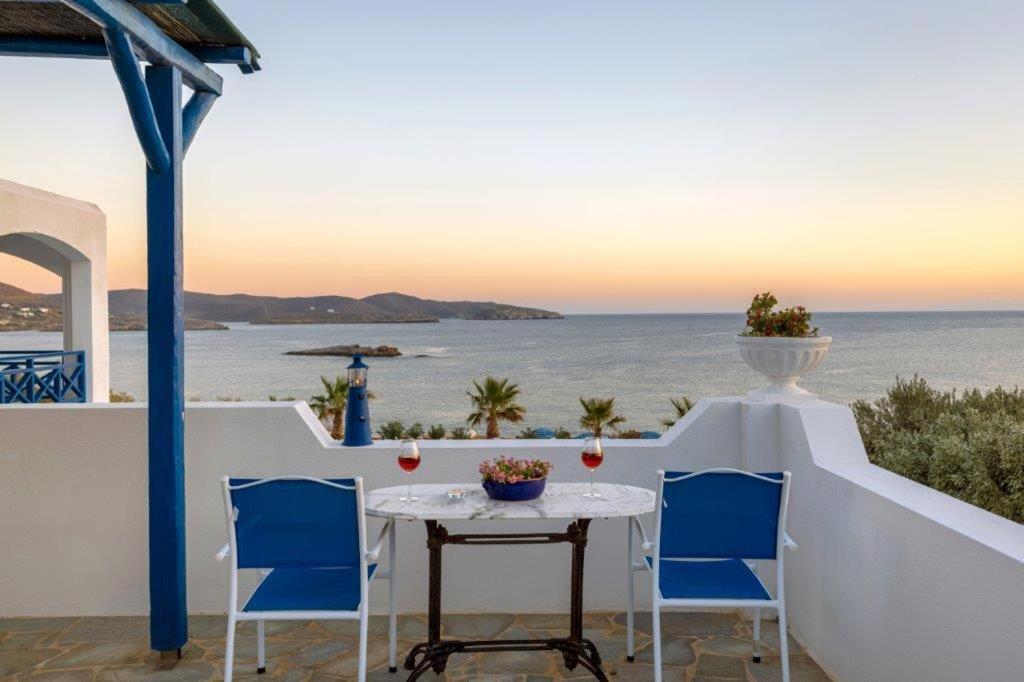 Sea View Studios Finikas  Extérieur photo