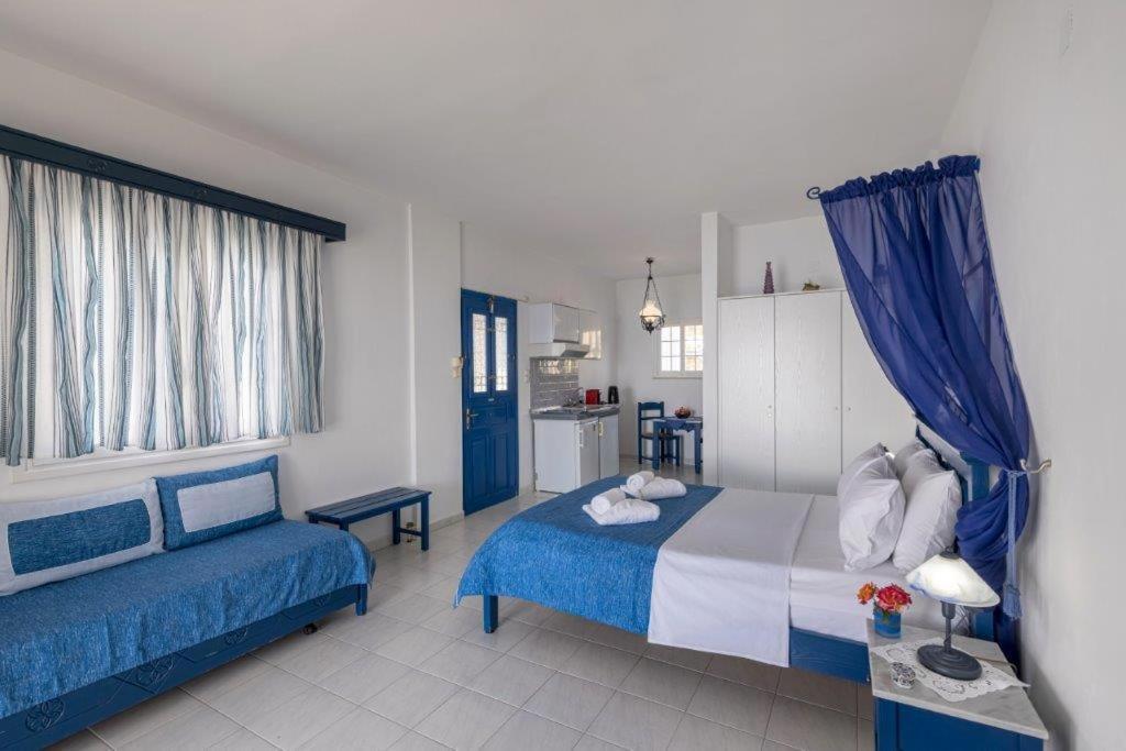Sea View Studios Finikas  Extérieur photo