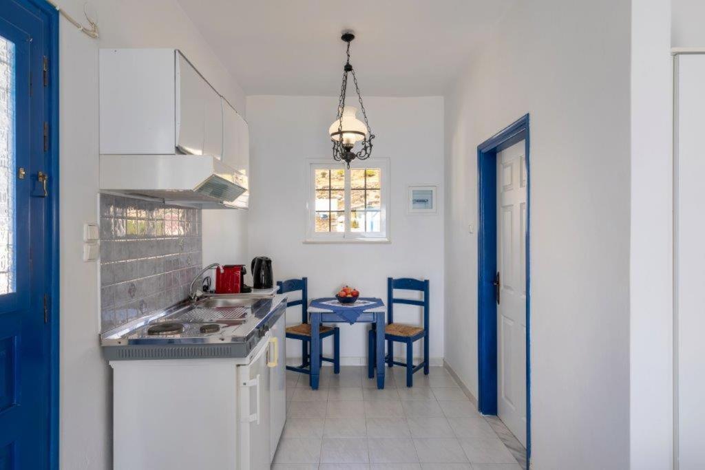 Sea View Studios Finikas  Extérieur photo